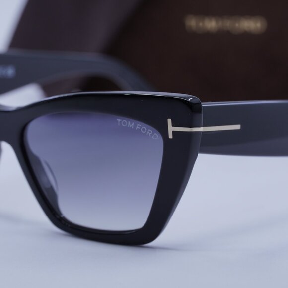 Final Price! Tom Ford Wyatt FT0871 01B Sunglasses - Picture 4 of 8